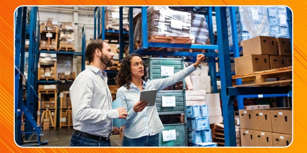 Chi phí logistics bao gồm tiền vật tư và thiết bị trong kho